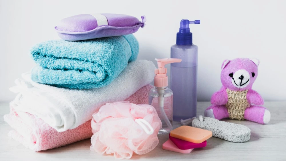 supplies essential for sponge bath a newborn