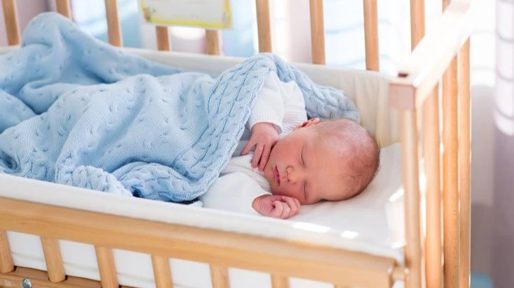 baby sleep in bassinet