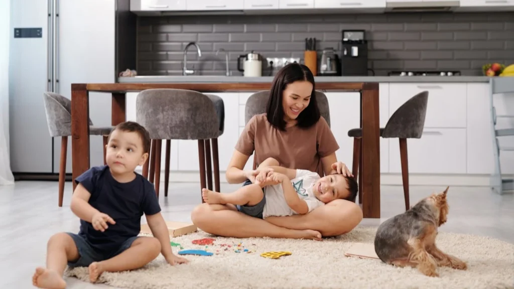 mom quality time with children